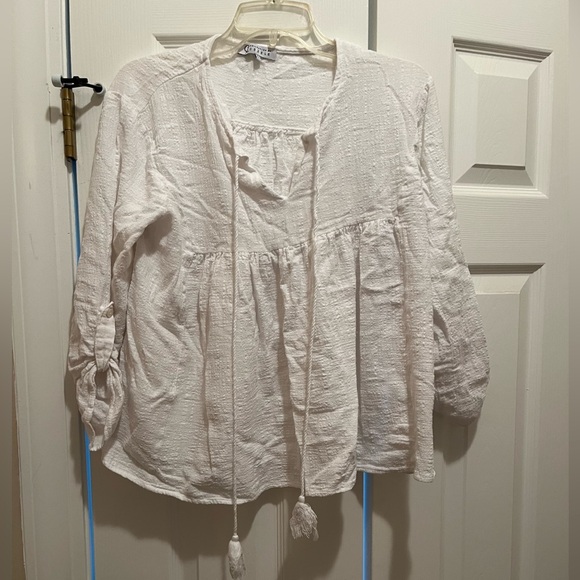 White linen top, tie front, sleeves can button shorter, size large - Picture 1 of 2